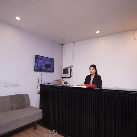 Hotel Mira Residency- Outer Ring Road, Paschim Vihar Dillí Exteriér fotografie