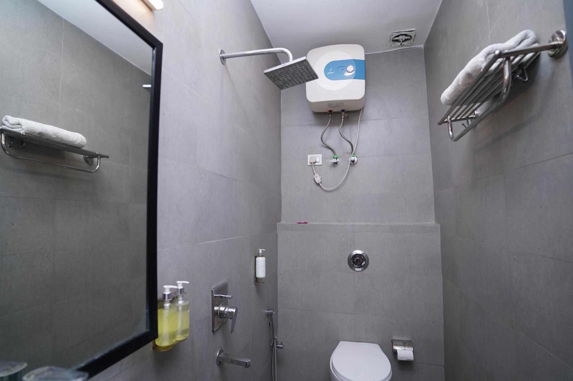 Hotel Mira Residency- Outer Ring Road, Paschim Vihar Dillí Exteriér fotografie